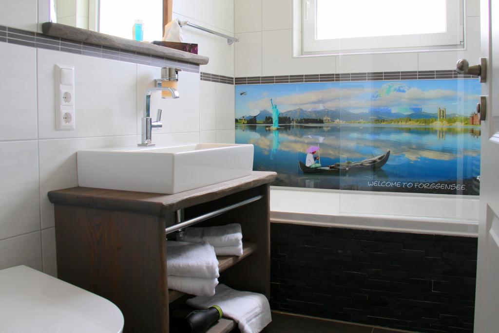 Ferienwohnung-Koenigsschloesser Fussen Phòng bức ảnh